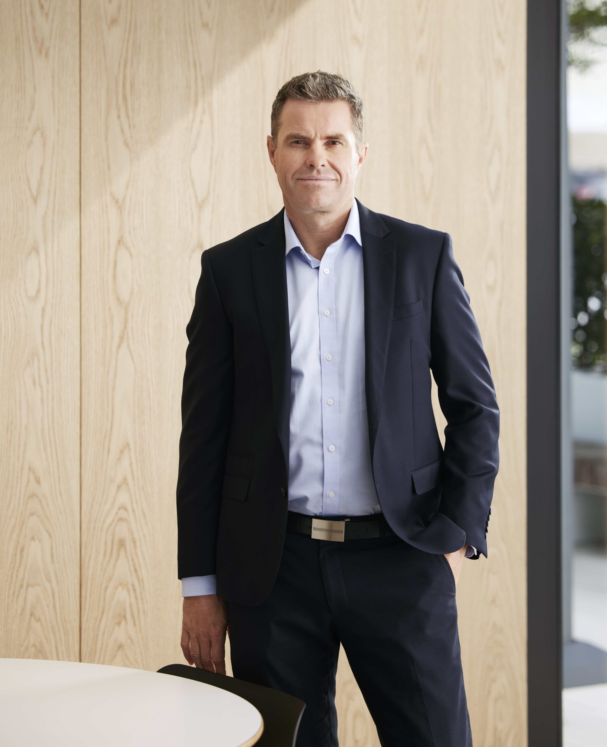 Lee Robson Lee Robson, GM Auto